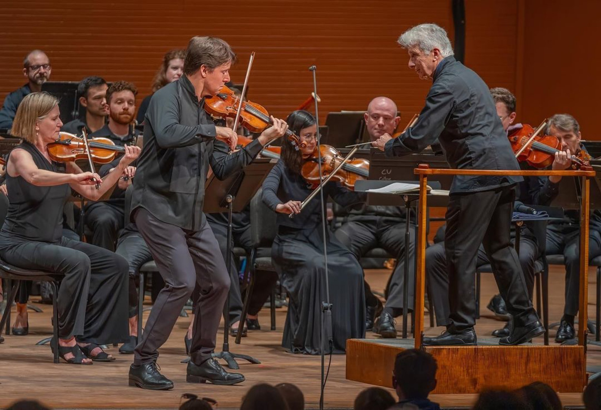 Joshua Bell, left, performs Bruch’s First Violin Concerto with Colorado Music Festival leader Peter Oundjian conducting.